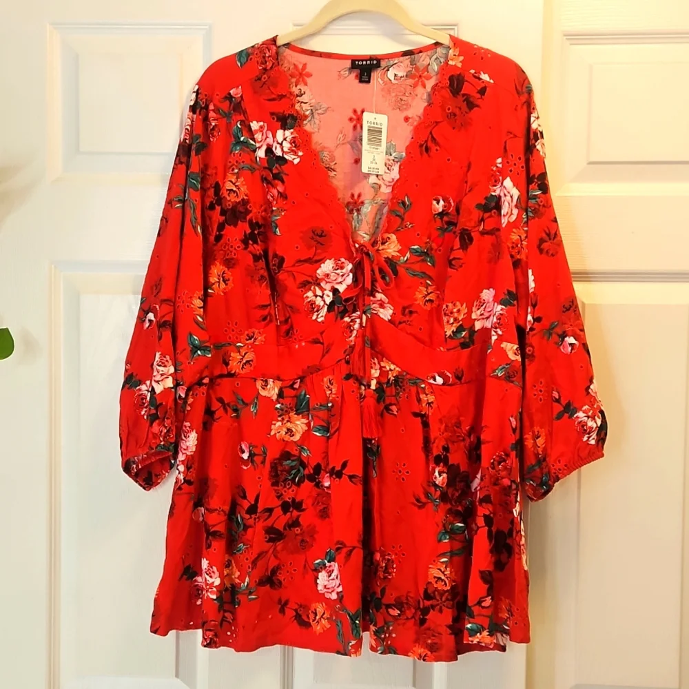 Torrid Red Floral Print Babydoll Top - Picture 2 of 8
